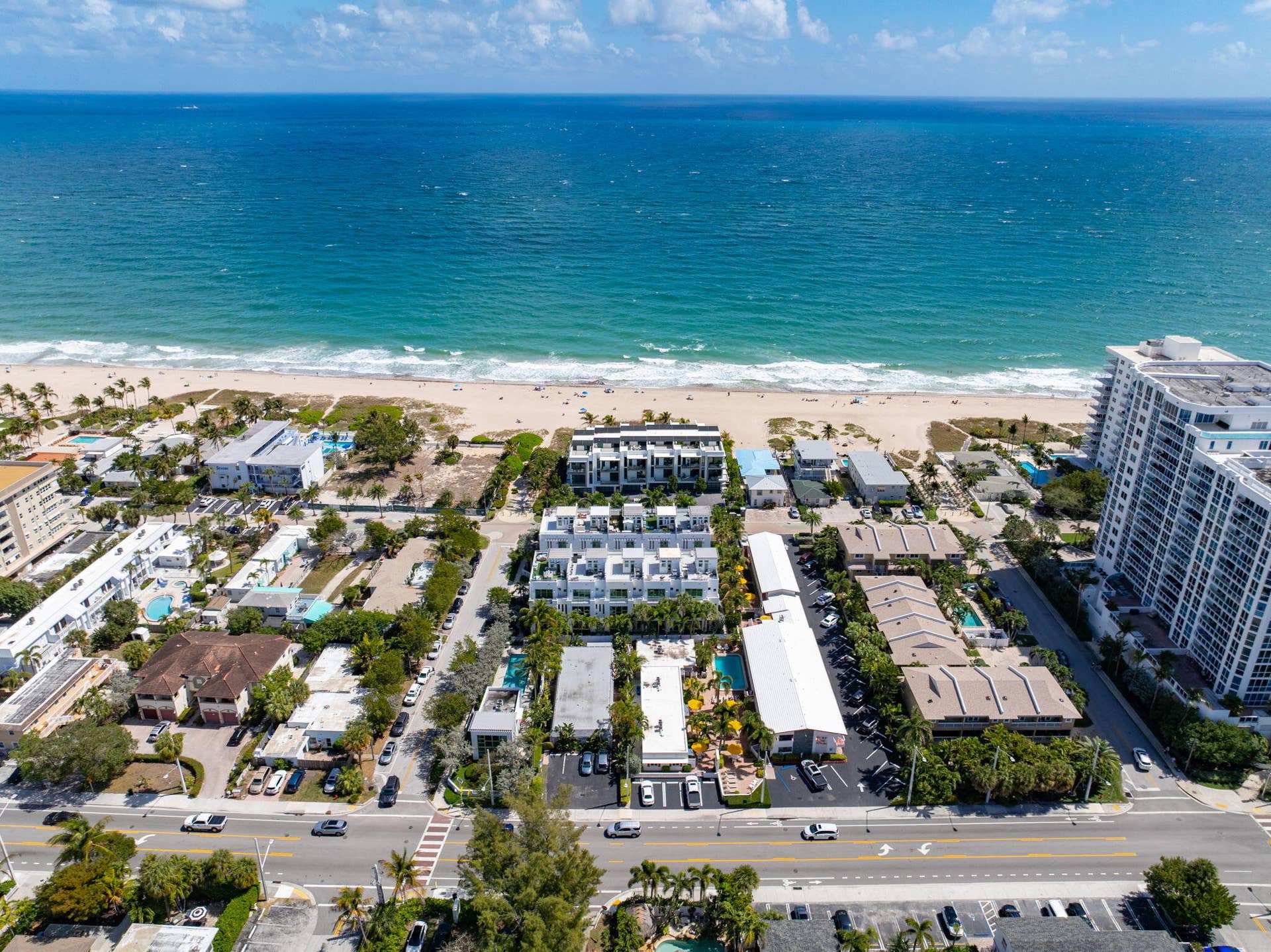705 BRINY Avenue, Pompano Beach, FL 33062 83-web-or-mls-DJI_20260307120429_0084_D