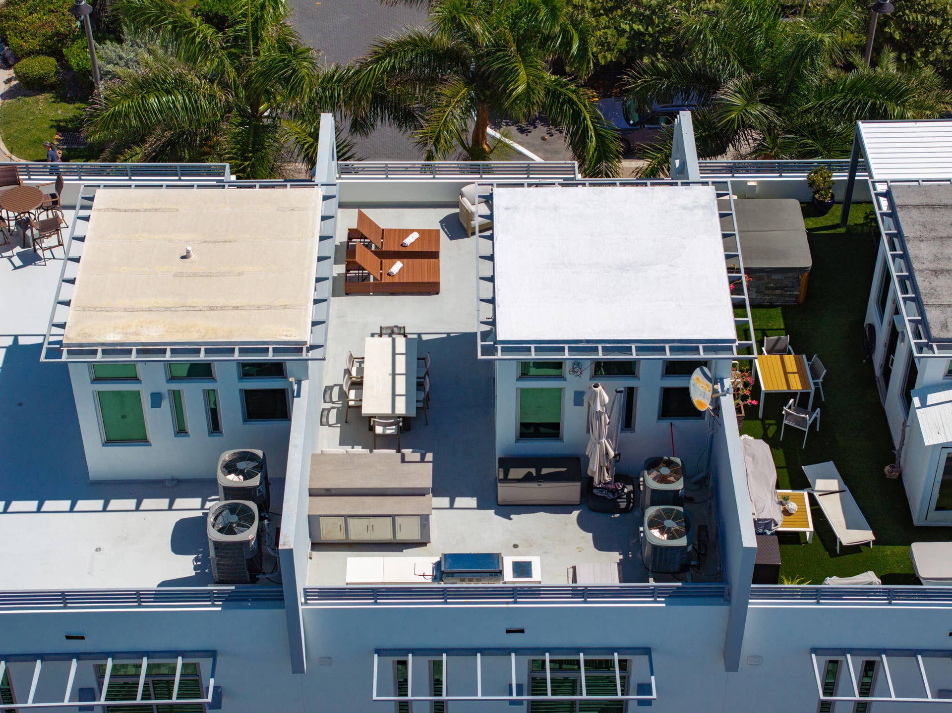 705 BRINY Avenue, Pompano Beach, FL 33062 71-web-or-mls-DJI_20260307120615_0089_D