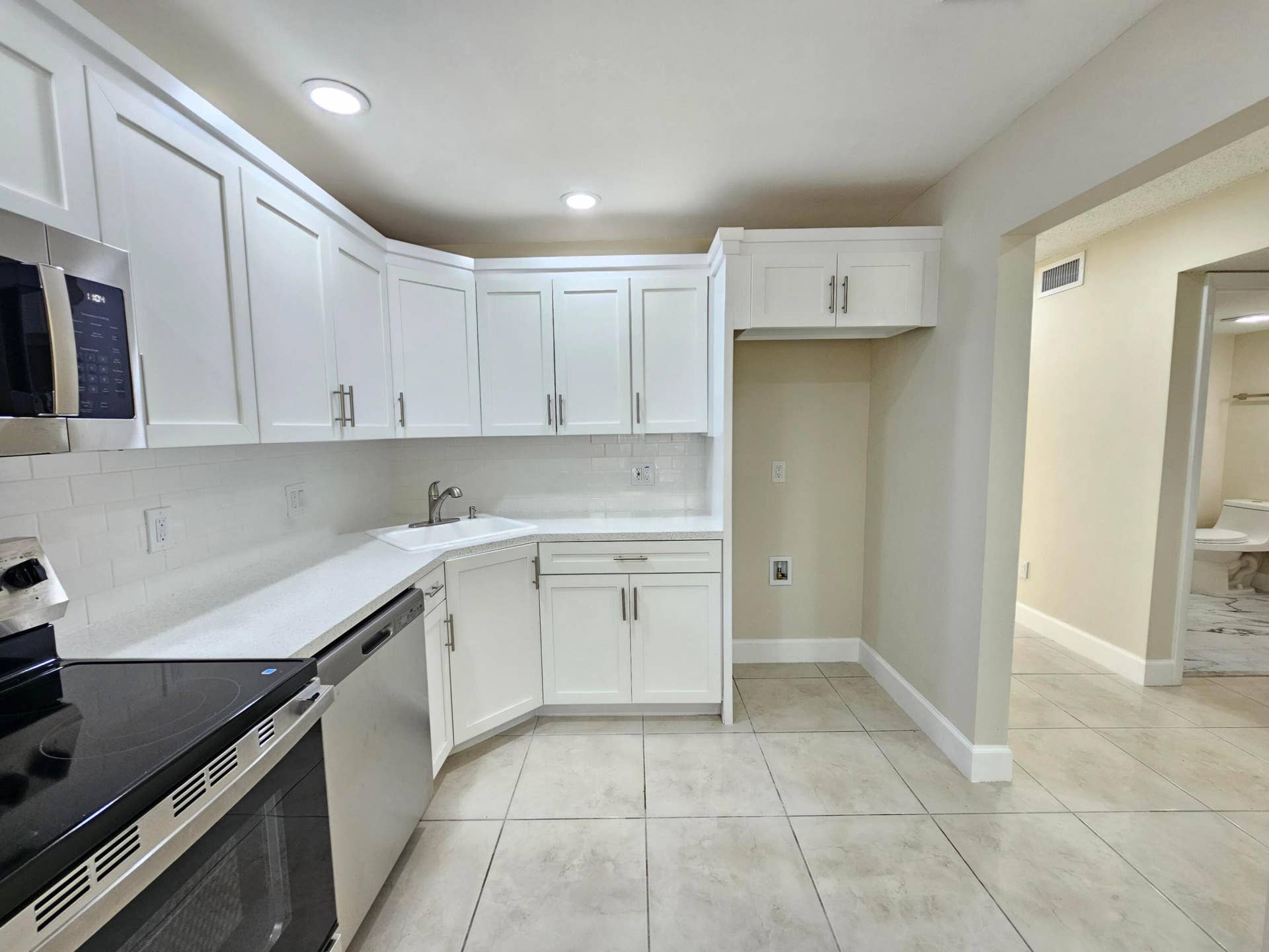 Kitchen (2)