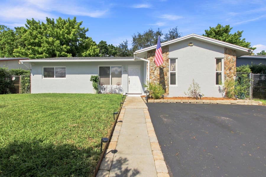 Property photo for 3130 N 72nd Terrace, Hollywood, FL