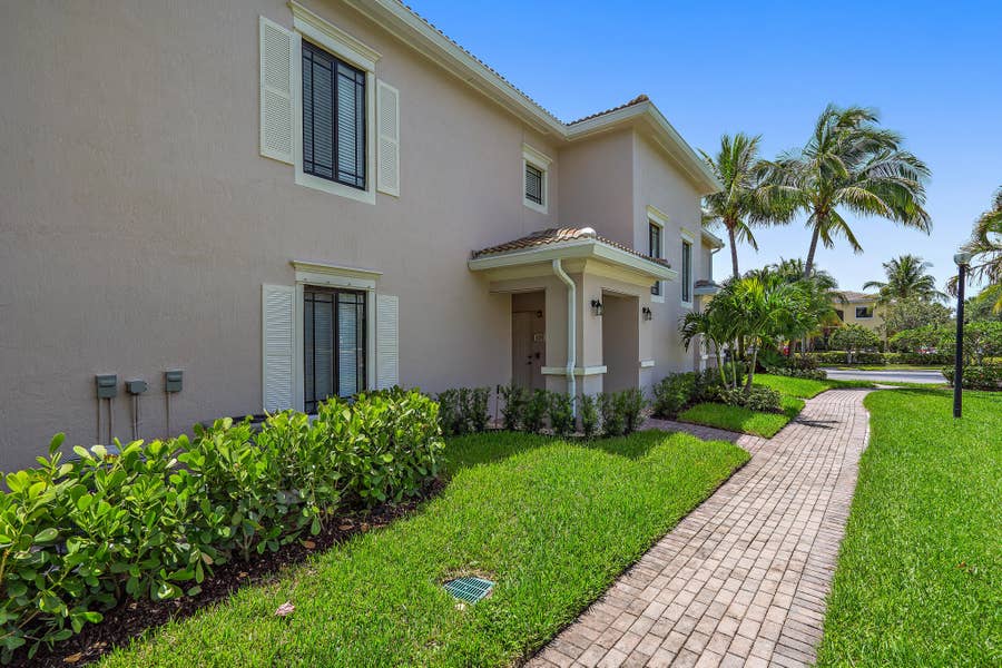 Property photo for 2810 Grande Parkway, #107, Palm Beach Gardens, FL