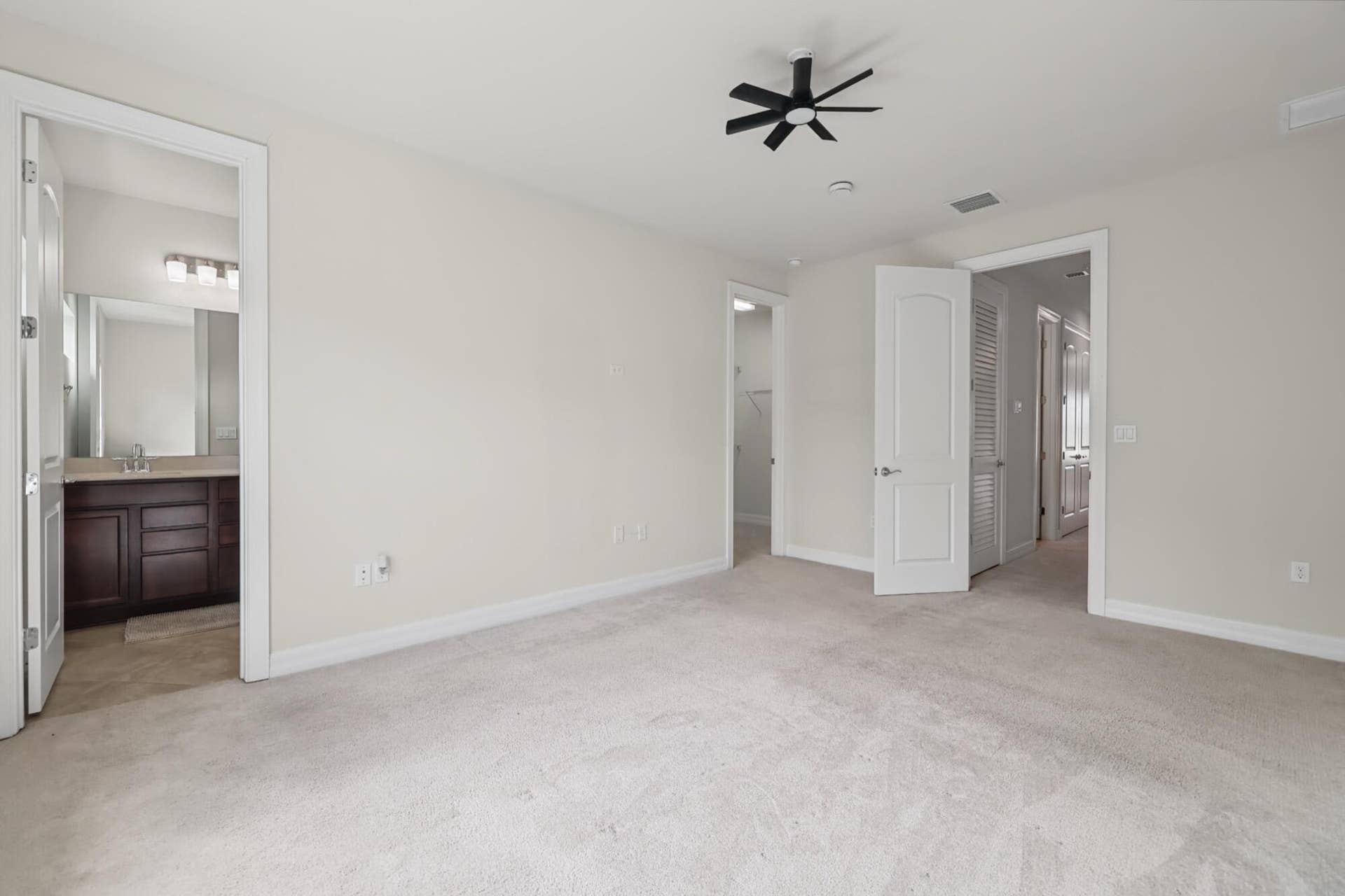 4488 E Appleton Cir -21