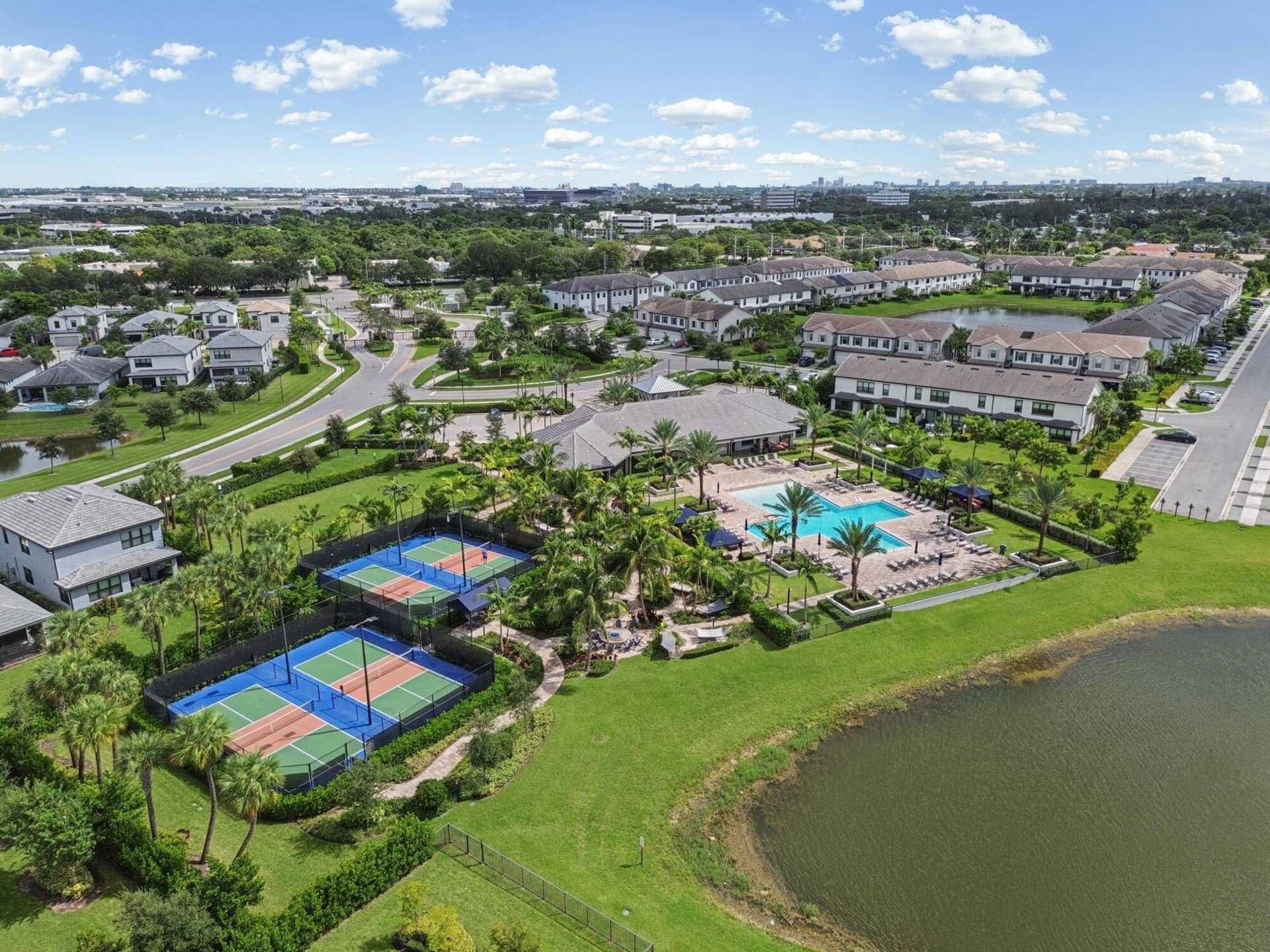 4488 E Appleton Cir -61