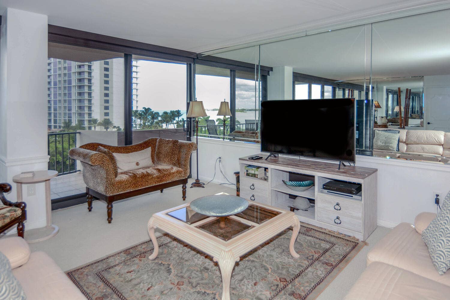 4200 N Ocean Dr Apt 2606-large-011-032-L
