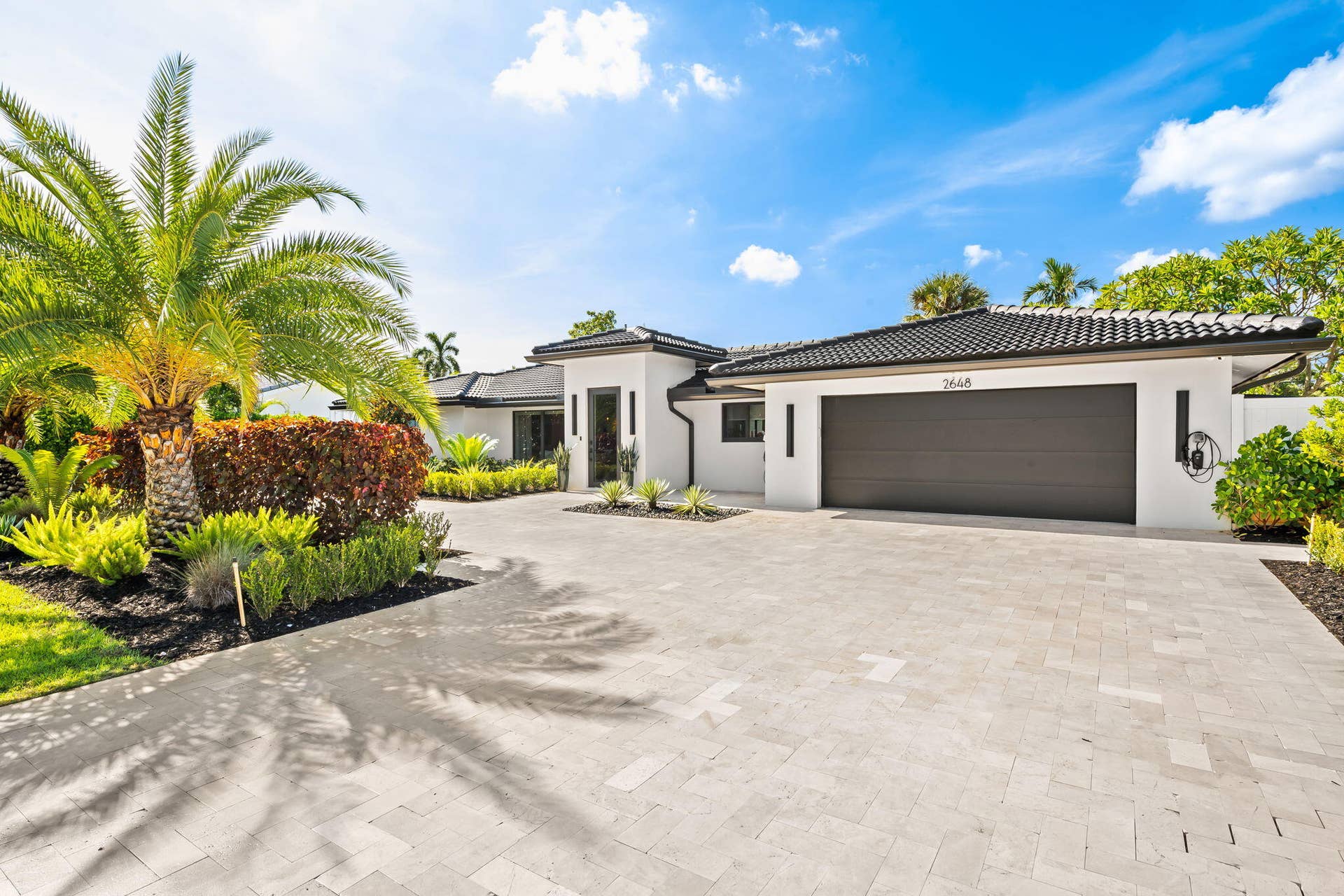 2648 NE 34TH Street, Fort Lauderdale, FL 33306 4-web-or-mls-DSC_6928