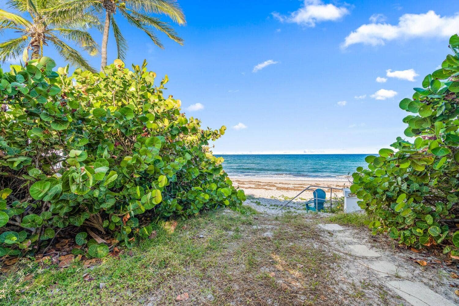 111 Via Del Lago, Palm Beach, FL 33480 22-BEACH ACCESS AT THE END OF THE STREET