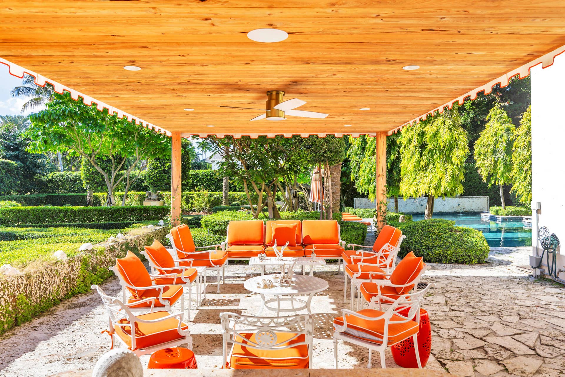 111 Via Del Lago, Palm Beach, FL 33480 21a- AL FRESCO DINING