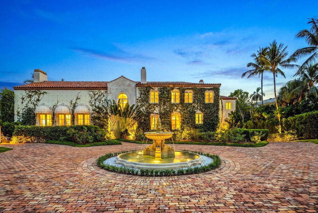 111 Via Del Lago, Palm Beach, FL 33480 Twilight_5