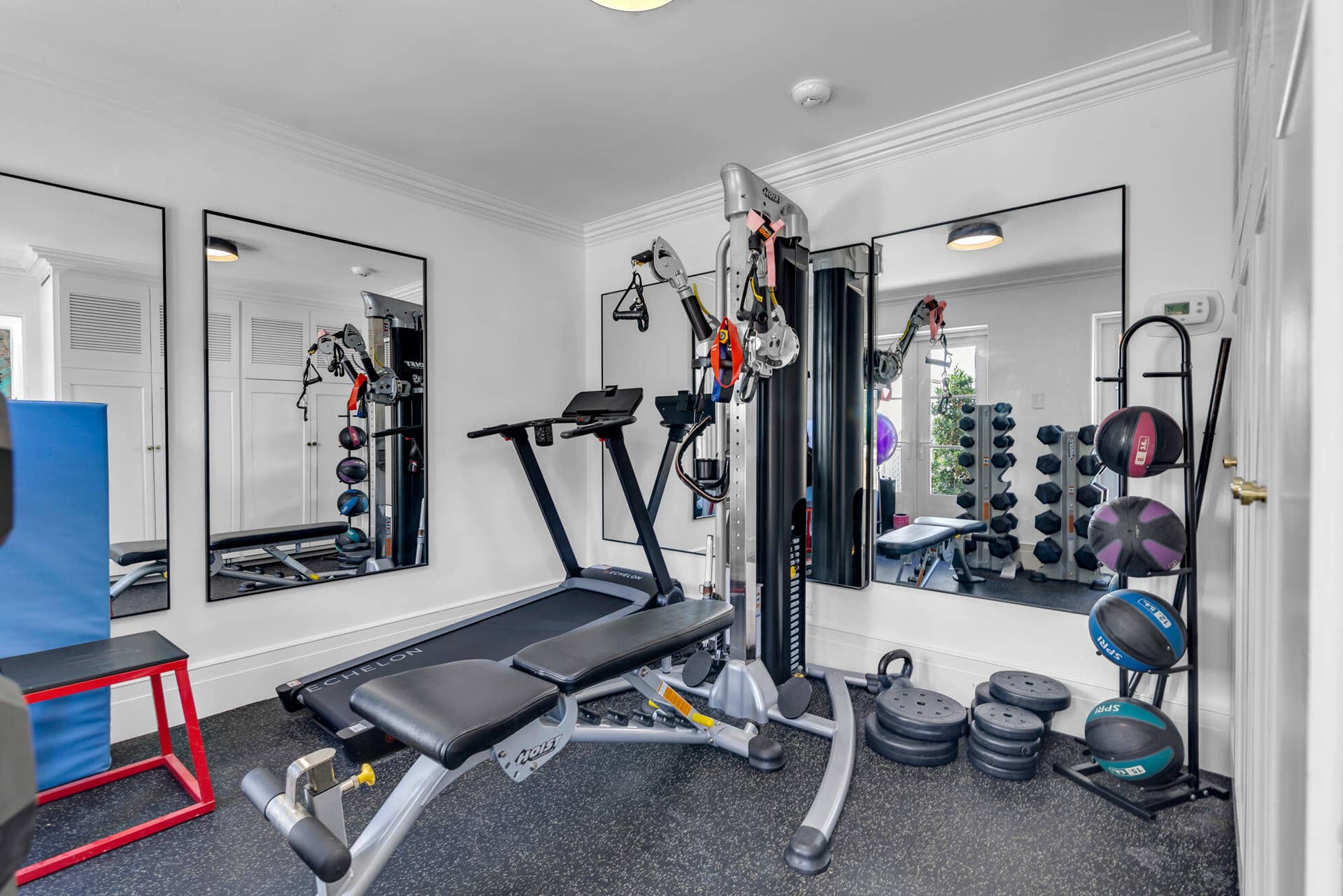 111 Via Del Lago, Palm Beach, FL 33480 21F-GYM