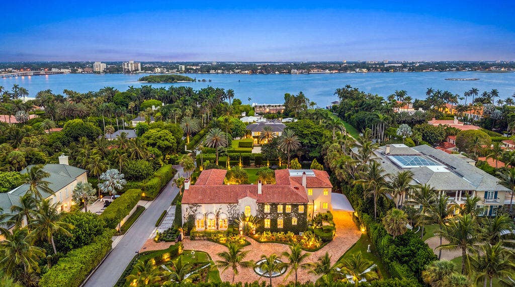111 Via Del Lago, Palm Beach, FL 33480 Twilight_2
