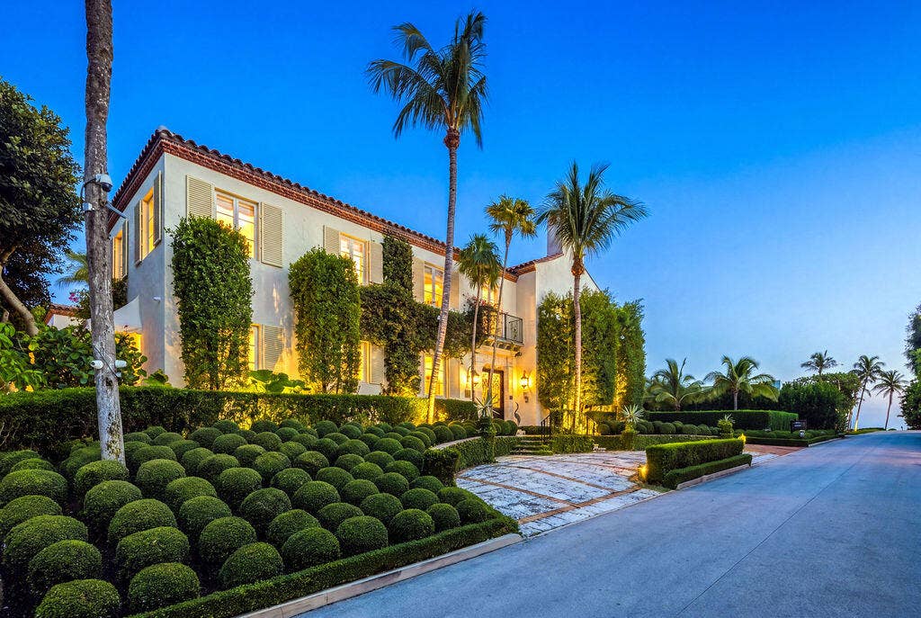 111 Via Del Lago, Palm Beach, FL 33480 Twilight_7