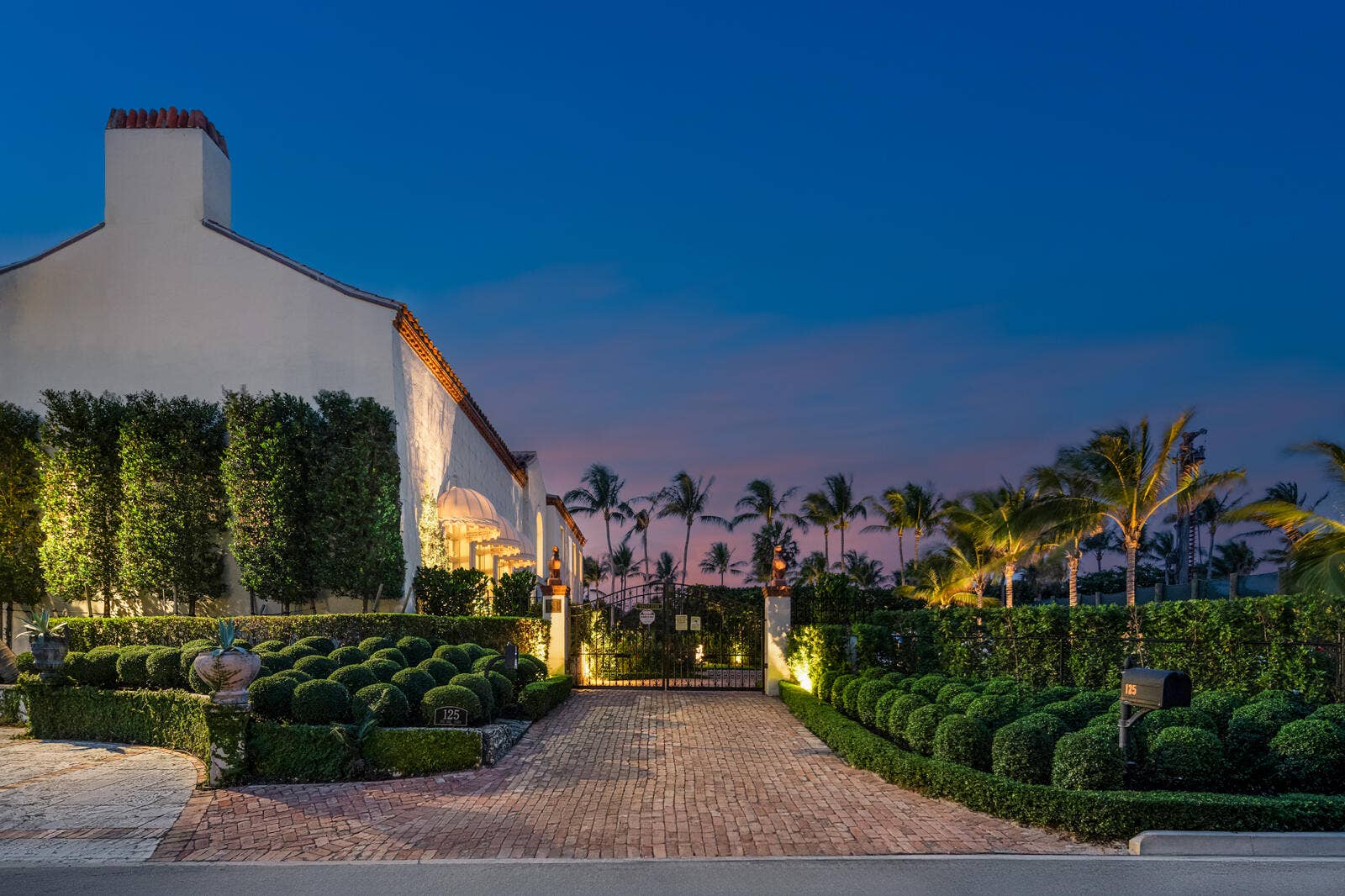 111 Via Del Lago, Palm Beach, FL 33480 31-HISTORIC DETAILS