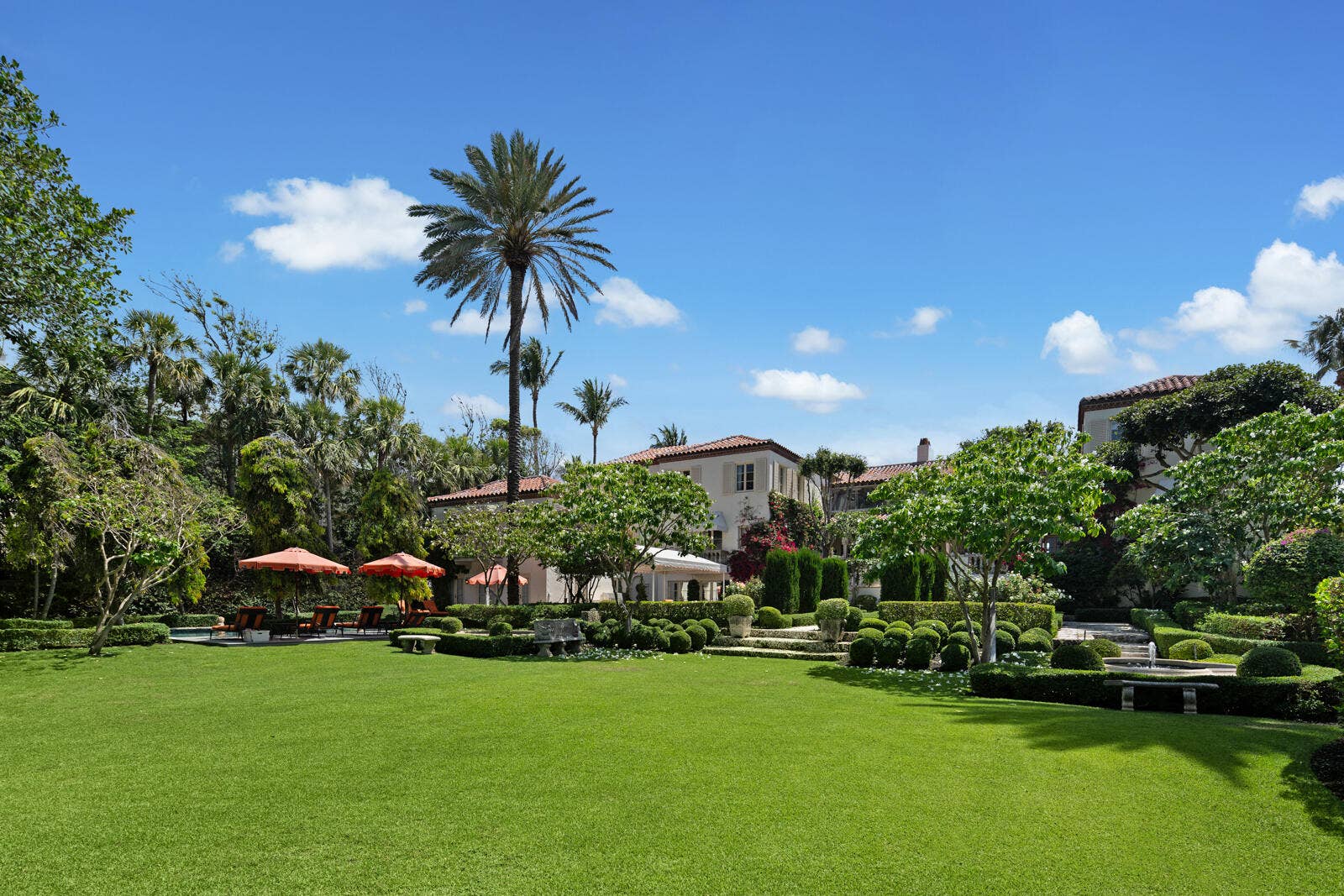 111 Via Del Lago, Palm Beach, FL 33480 6-Fountains
