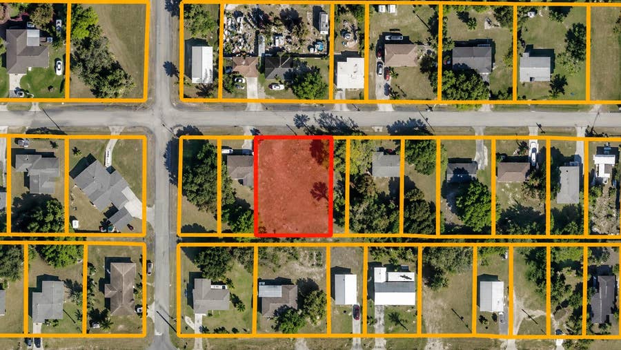 Property photo for Avenue R, Fort Pierce, FL