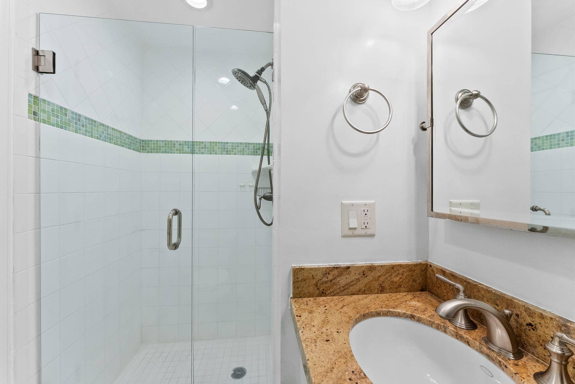 815 Middle River Drive, #202, Fort Lauderdale, FL 33304 Second Bath 2