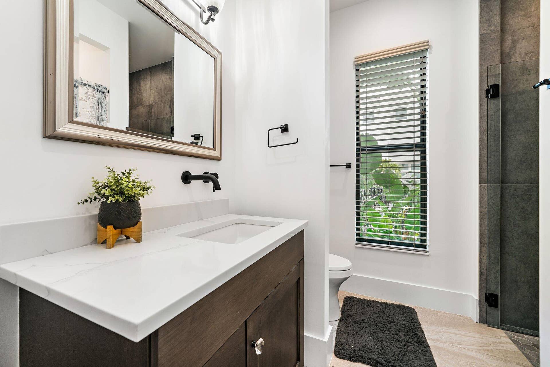 481 OCEAN RIDGE Way, Juno Beach, FL 33408 Downstairs Bath