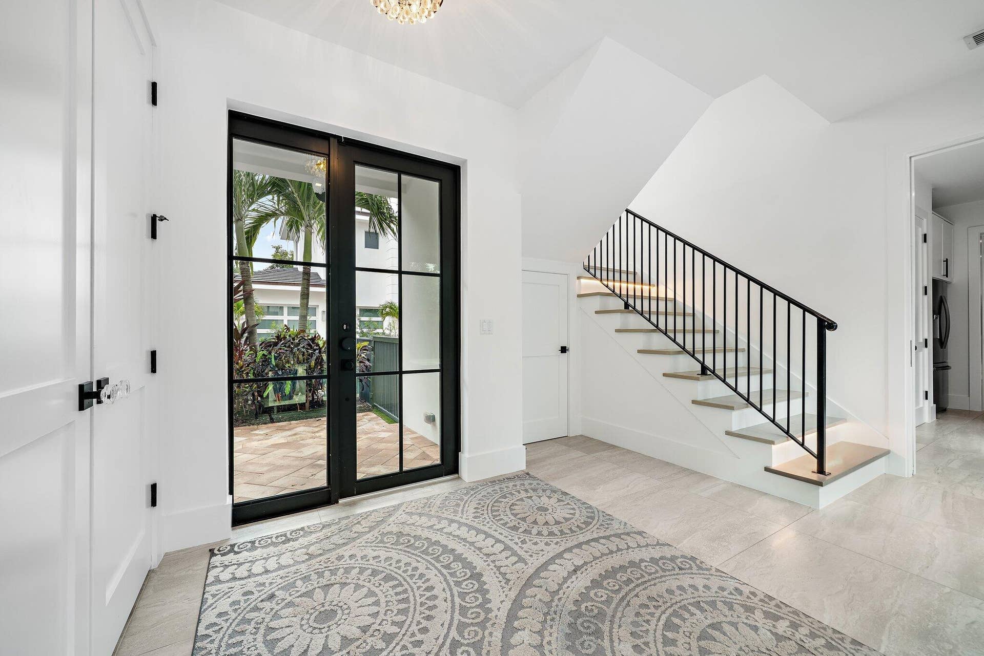 481 OCEAN RIDGE Way, Juno Beach, FL 33408 Foyer