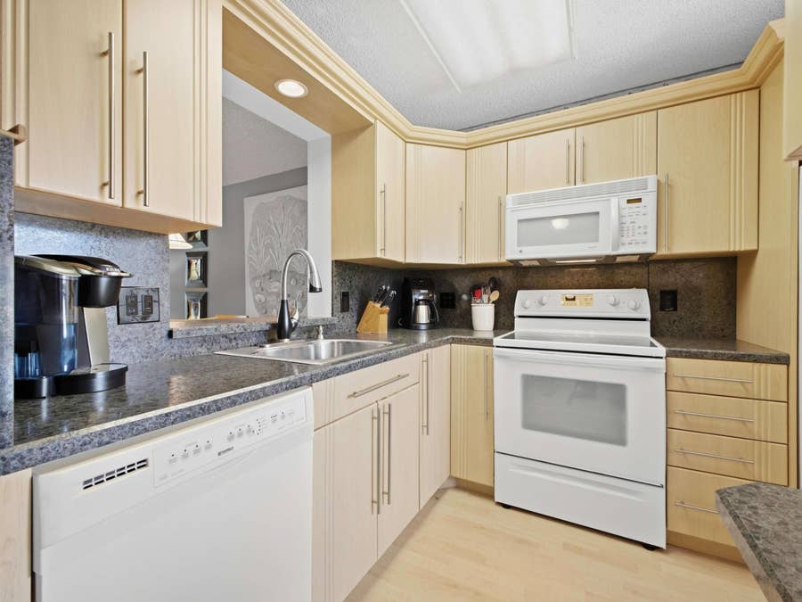 Property photo for 7145 Huntington Lane, #205, Delray Beach, FL
