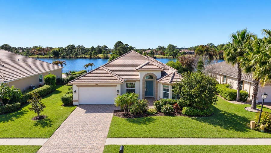 Property photo for 7621 Fieldstone Ranch Square, Vero Beach, FL