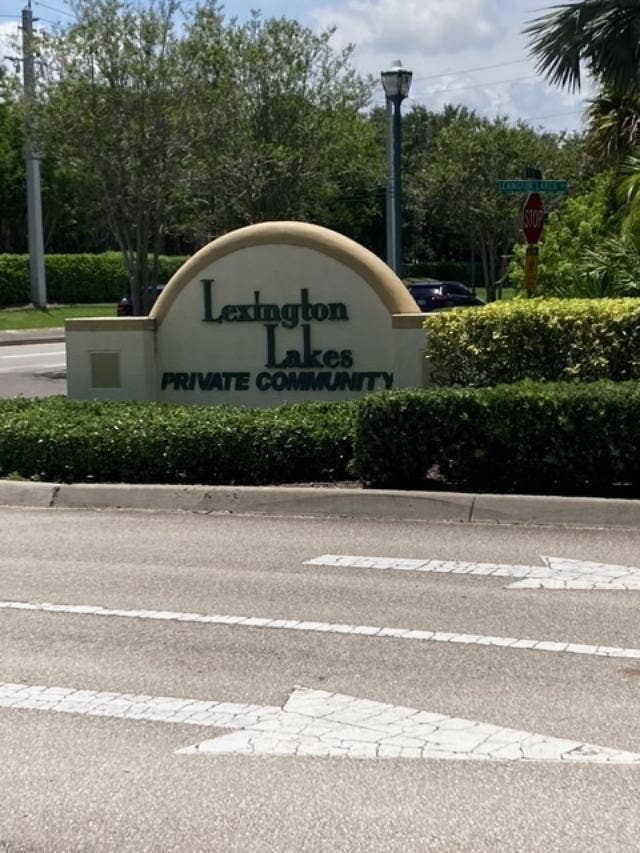 1571 SE HAMPSHIRE Way, #102, Stuart, Stuart, FL 34994 Lexington Lakes Entrance