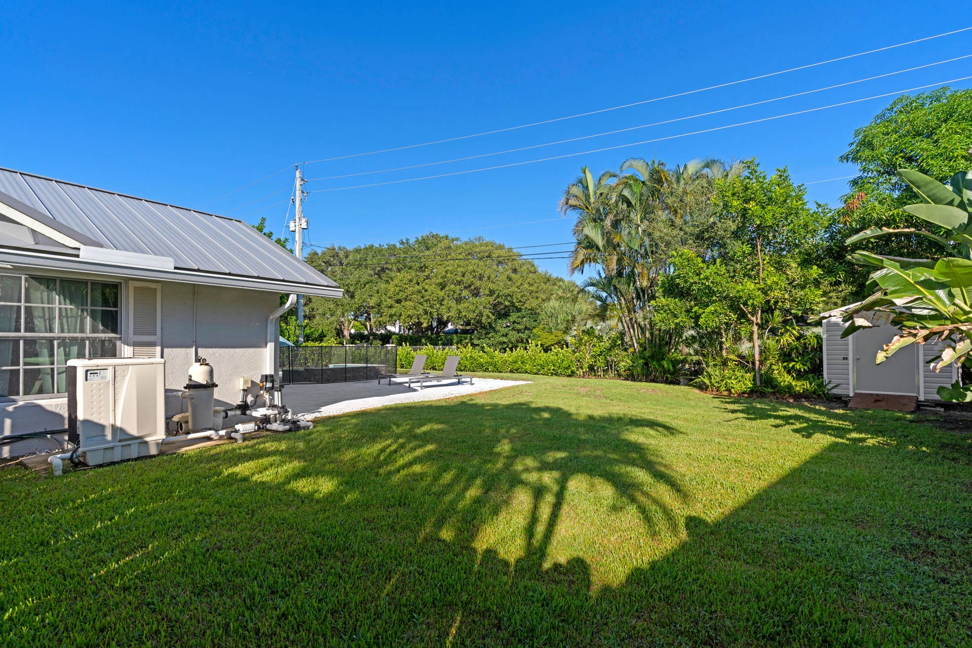 4456 Nicole Circle, Jupiter, FL 33469 Side Yard