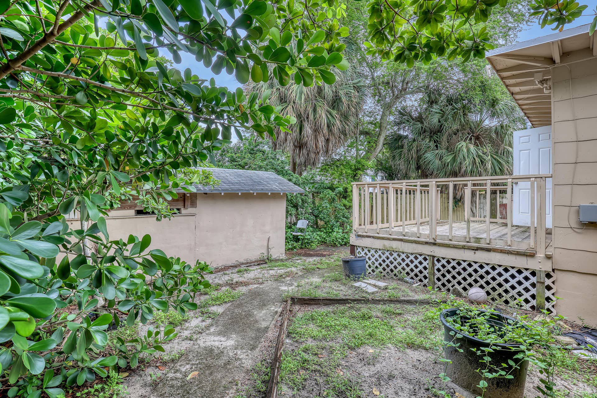 5014 SPRUCE Avenue, West Palm Beach, FL 33407 Patio