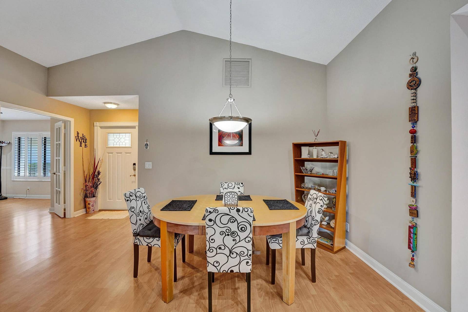 9355 NW 18TH Drive, Plantation, FL 33322 Dining room