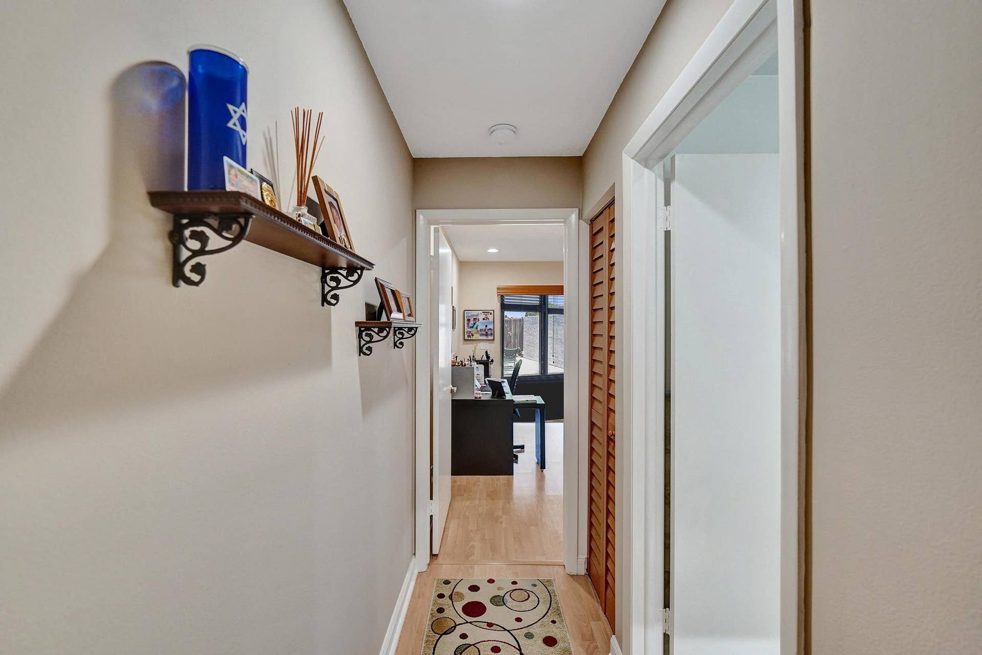 9355 NW 18TH Drive, Plantation, FL 33322 Hallway