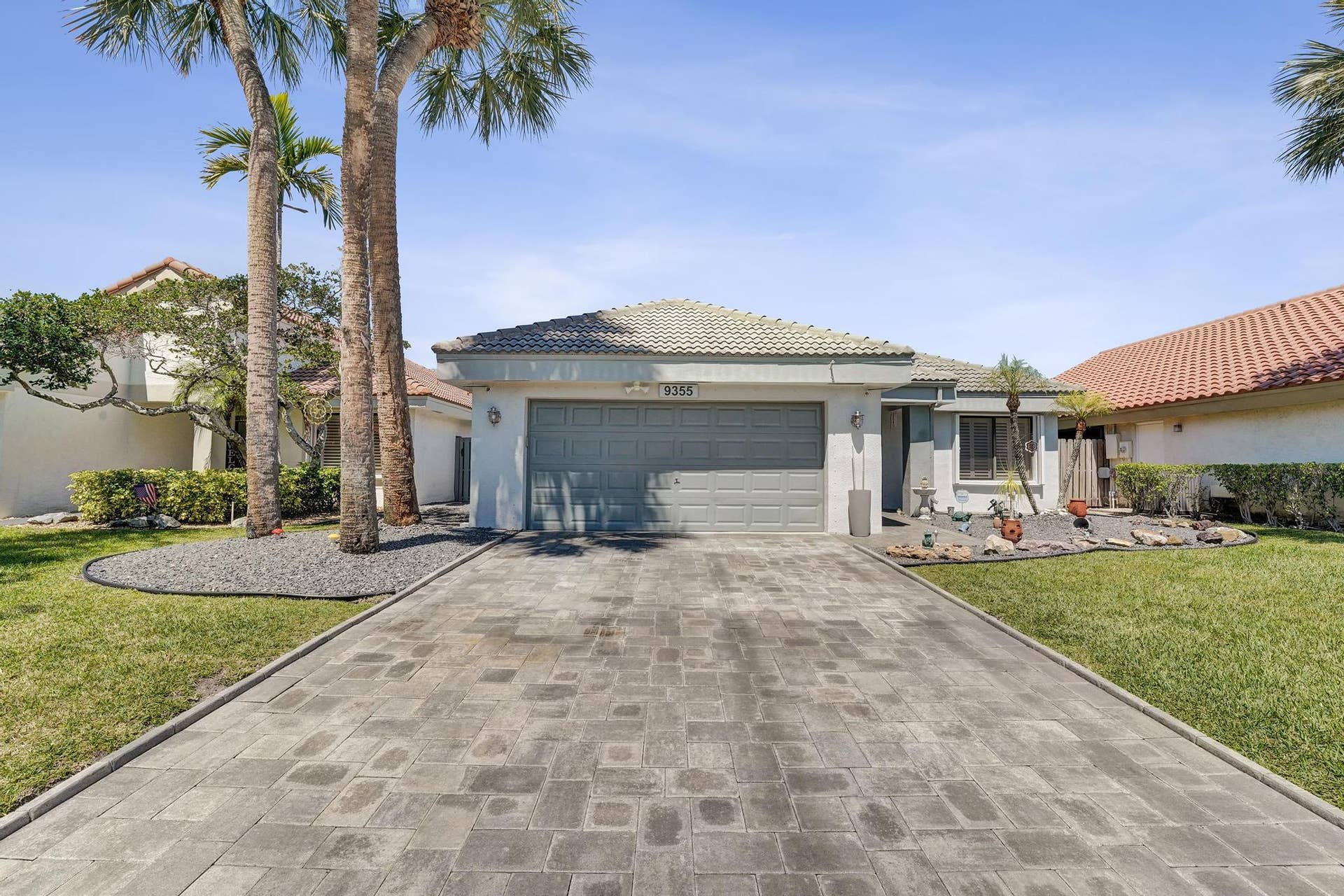 9355 NW 18TH Drive, Plantation, FL 33322 Your new home