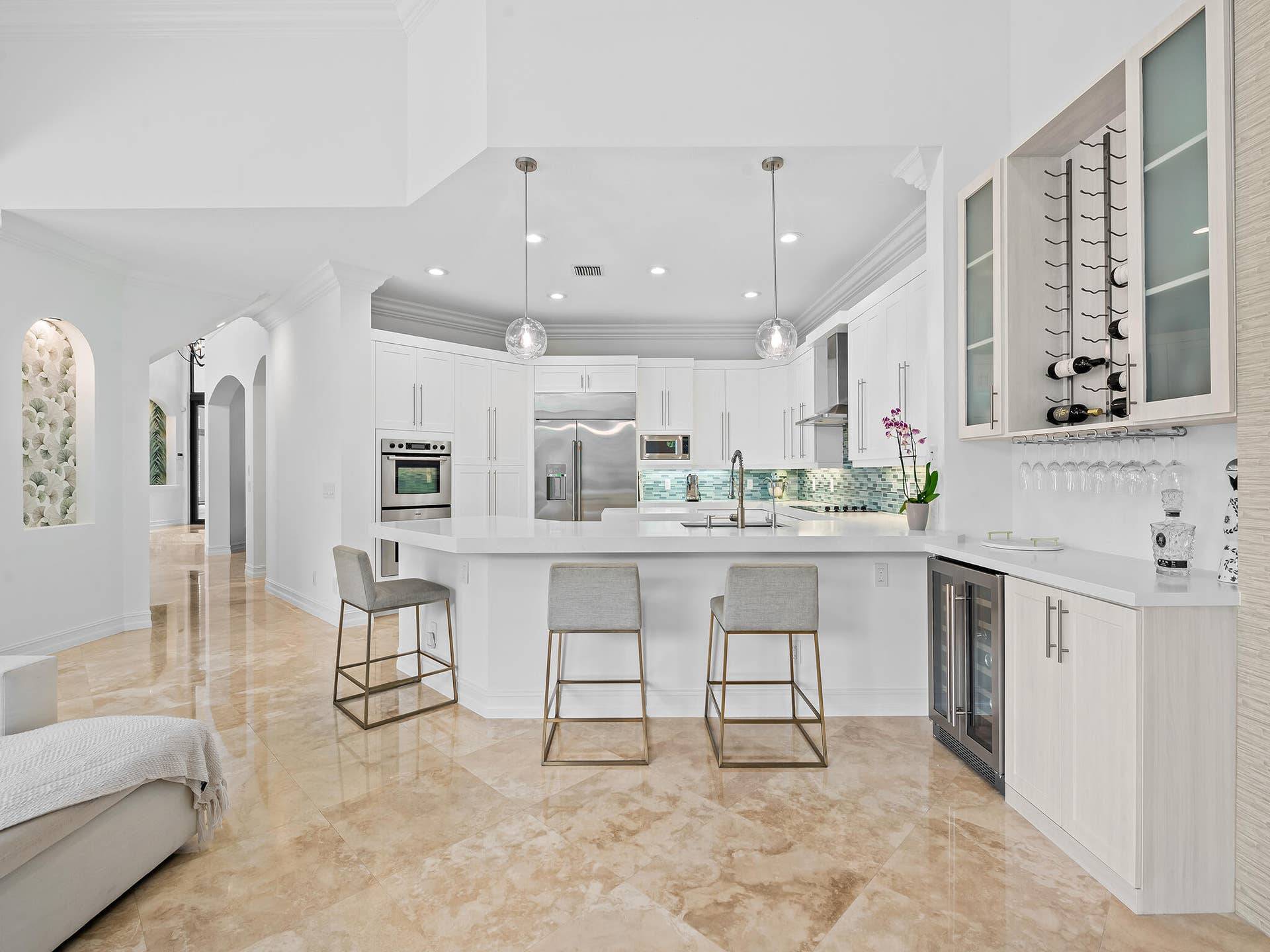 10241 KEY PLUM Street, Plantation, FL 33324 Counter Dining in Kitchen with Custom Built in Bar