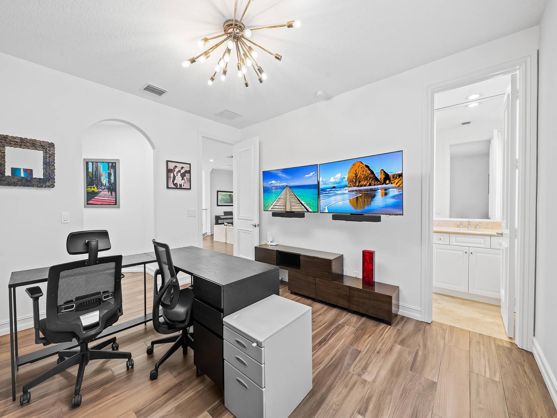 10241 KEY PLUM Street, Plantation, FL 33324 Second Floor Bedroom 3 with Private En-Suite Bath 3