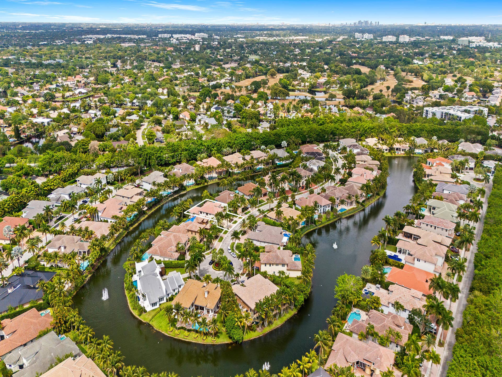 10241 KEY PLUM Street, Plantation, FL 33324 Aerial View of Cul de Sac Location on Sought After Key Plum Street