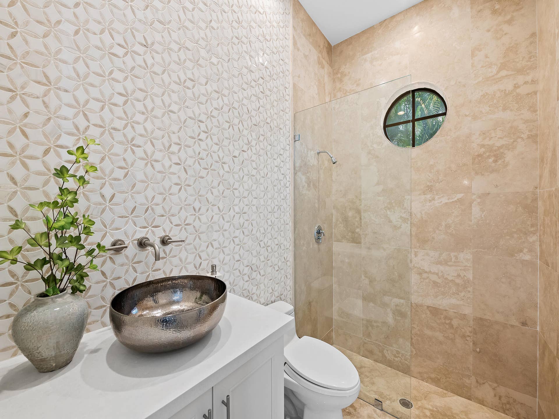 10241 KEY PLUM Street, Plantation, FL 33324 Cabana Bath 5 with Shower Off Family Room