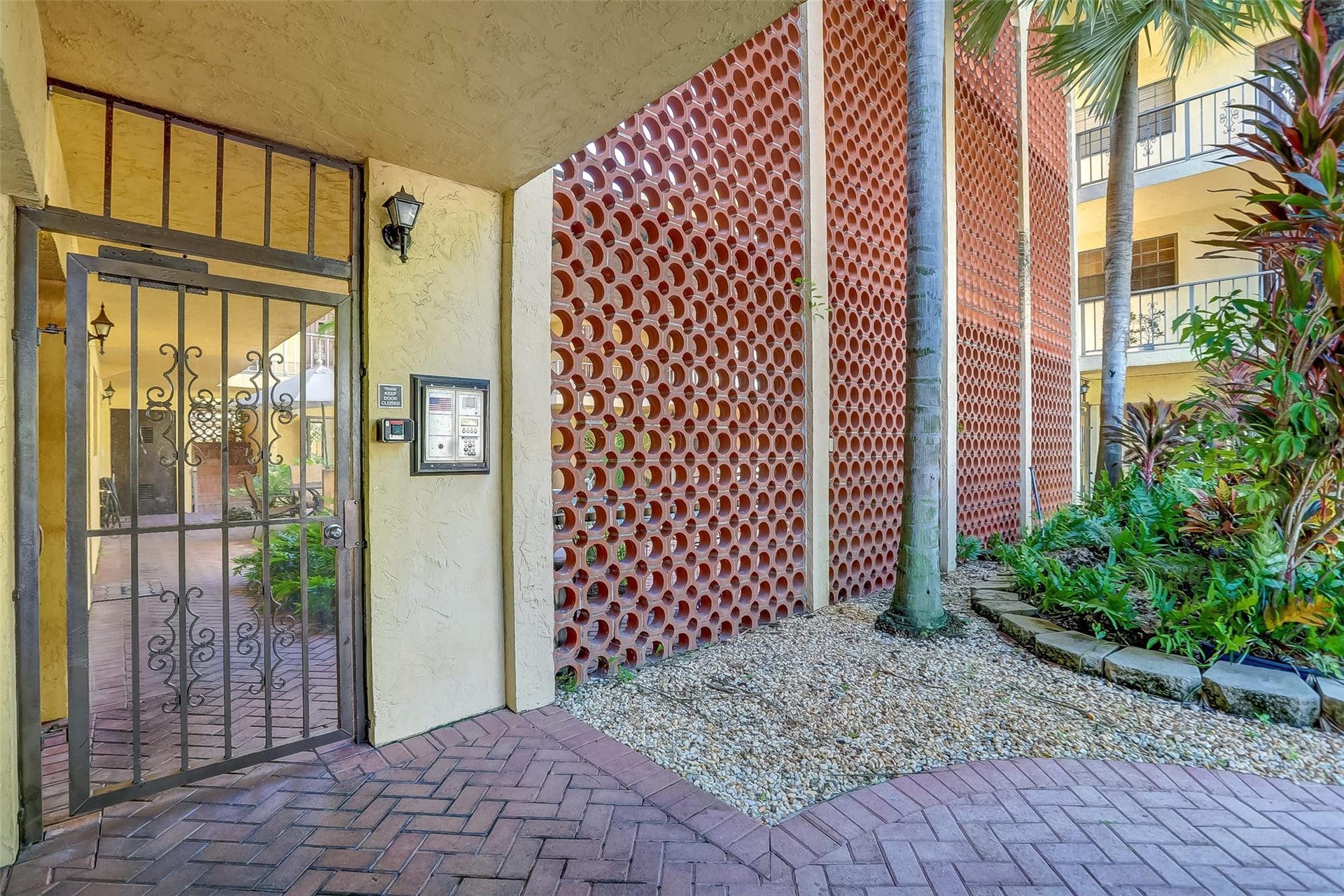 917 NE 16th Avenue, #7, Fort Lauderdale, FL 33304 Gated, Key/Code Required Community