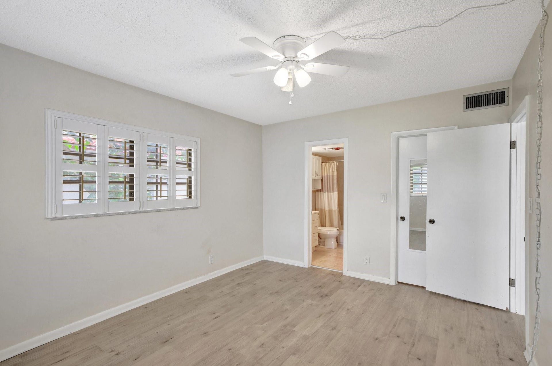 917 NE 16th Avenue, #7, Fort Lauderdale, FL 33304 Primary Bedroom