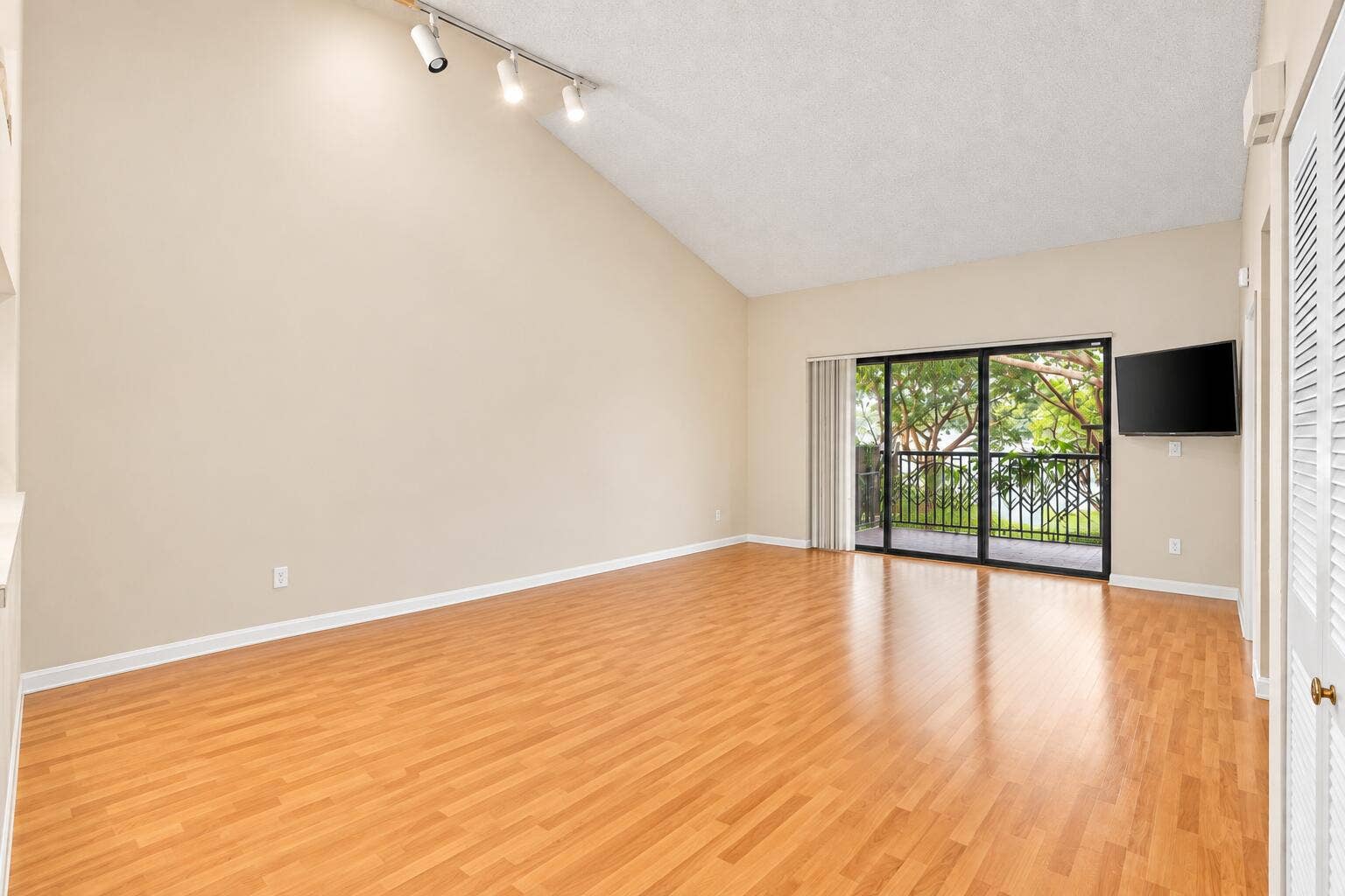 906 CONGRESSIONAL Way, #906, Deerfield Beach, FL 33442 906 Congressional way
