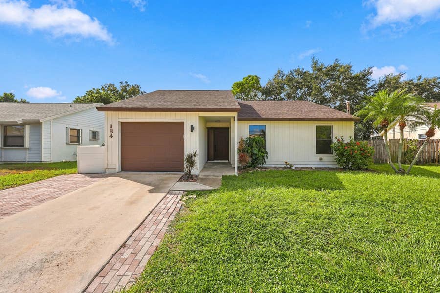 Property photo for 184 GREENTREE Circle, Jupiter, FL