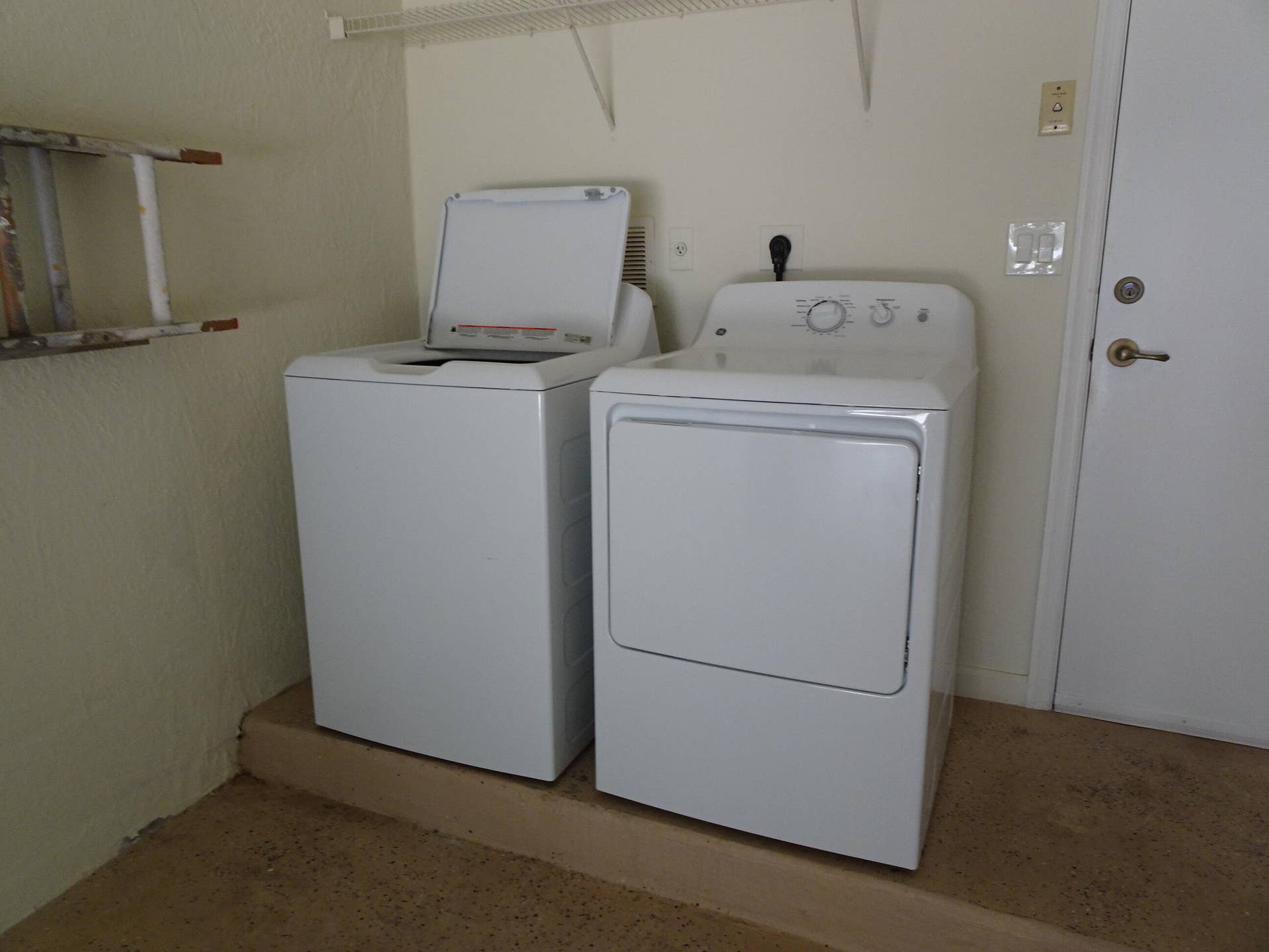 8002 Big Pine Way, Riviera Beach, FL 33407 DSC01935