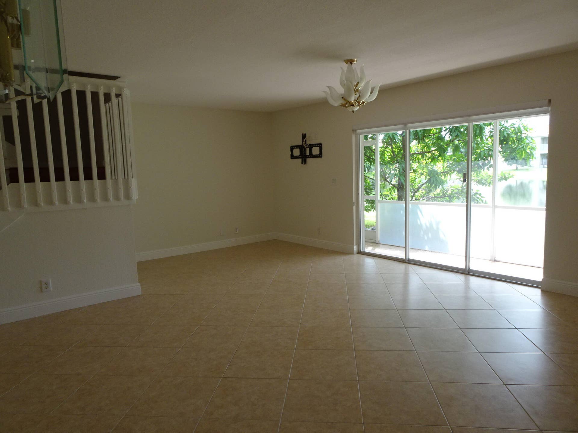 8002 Big Pine Way, Riviera Beach, FL 33407 DSC01947