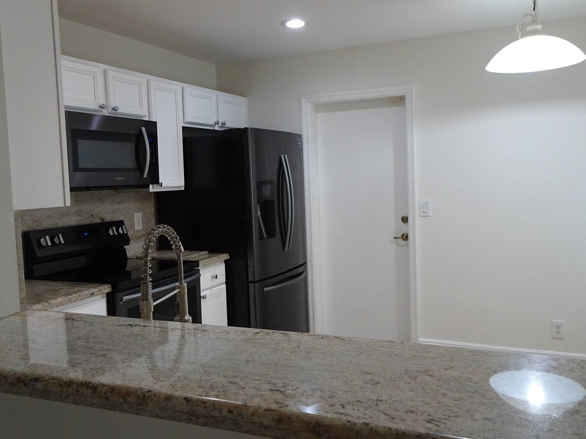 8002 Big Pine Way, Riviera Beach, FL 33407 DSC01992