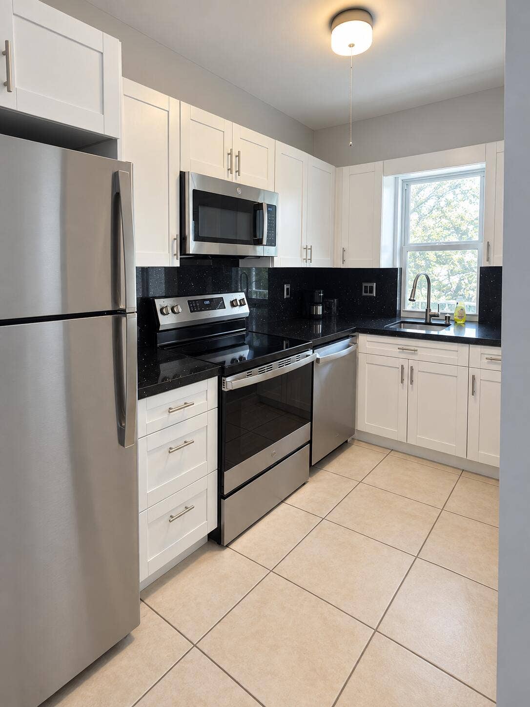 New kitchen and appliances
