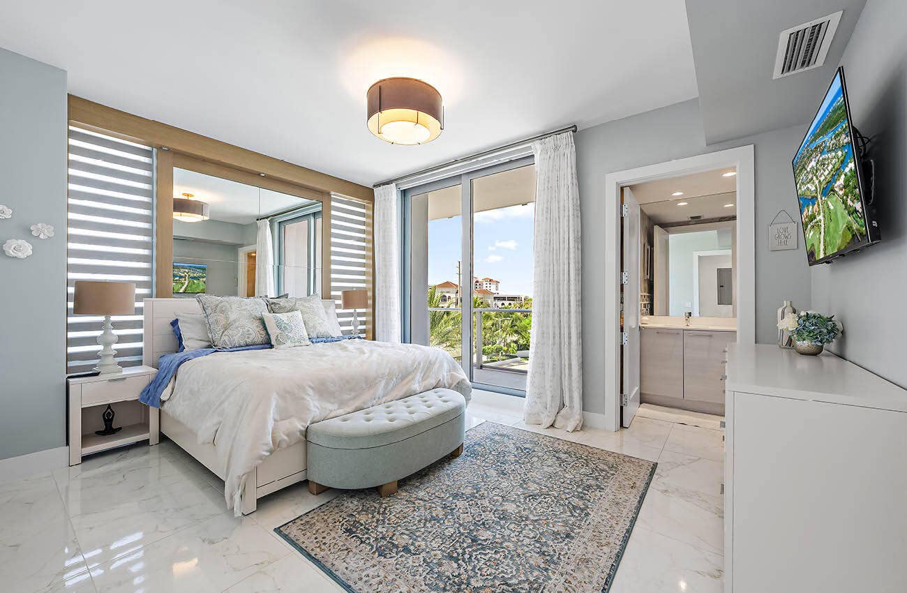 1 WATER CLUB Way, #504, North Palm Beach, FL 33408 1 Water Club way #504 - Photo Packet16