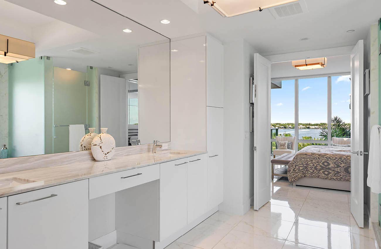 1 WATER CLUB Way, #504, North Palm Beach, FL 33408 1 Water Club way #504 - Photo Packet11