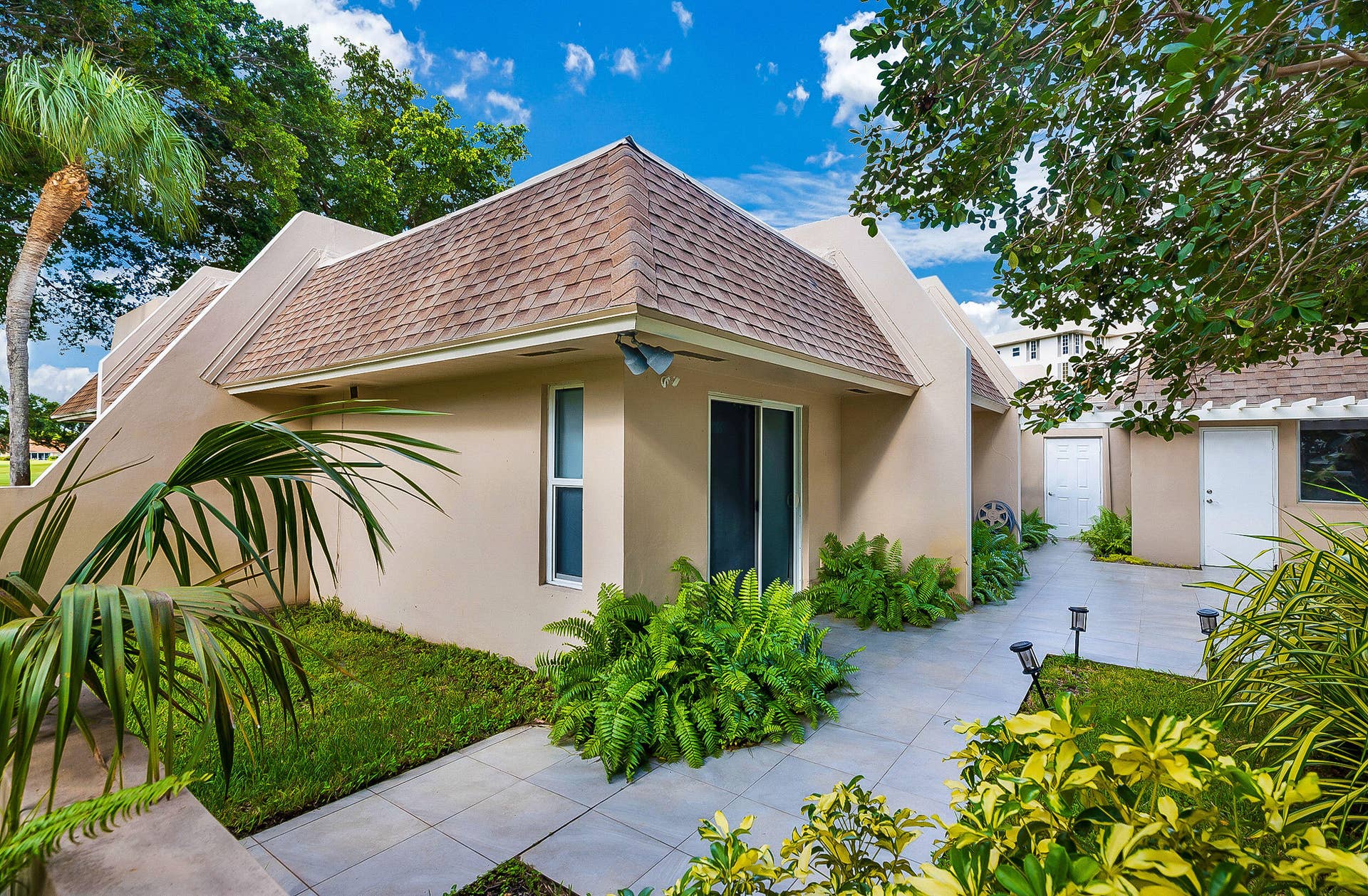 3759 Oaks Clubhouse Drive, #P7, Pompano Beach, FL 33069 3759OaksClubhouseDr-PompanoBeach,Natalia