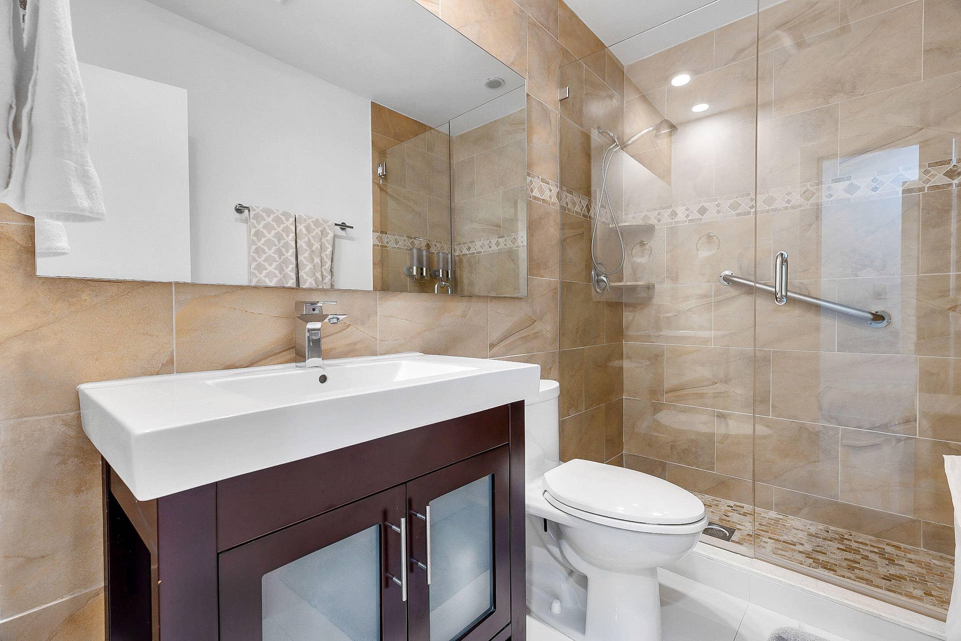 3759 Oaks Clubhouse Drive, #P7, Pompano Beach, FL 33069 3759OaksClubhouseDr-PompanoBeach,Natalia