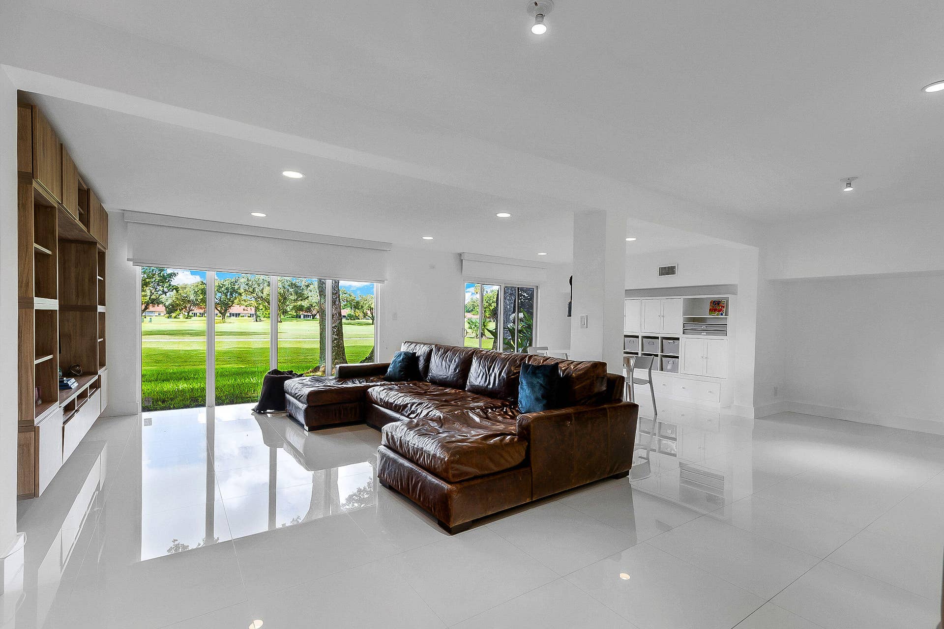 3759 Oaks Clubhouse Drive, #P7, Pompano Beach, FL 33069 3759OaksClubhouseDr-PompanoBeach,Natalia