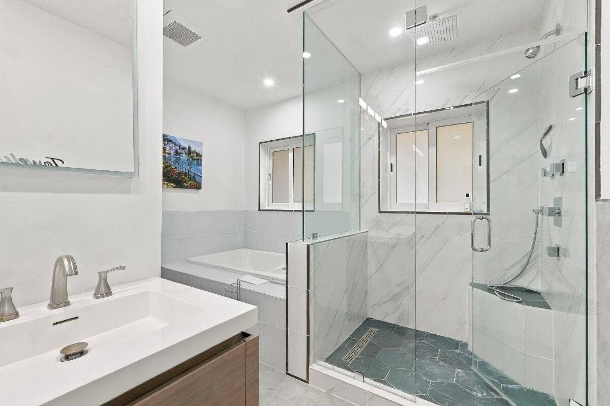 1431 S Ocean Boulevard, #Unit 28, Pompano Beach, FL 33062 051_DSC08652_MLS