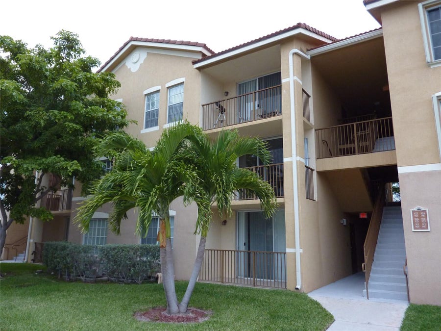 Property photo for 913 Villa Circle, #913, Boynton Beach, FL