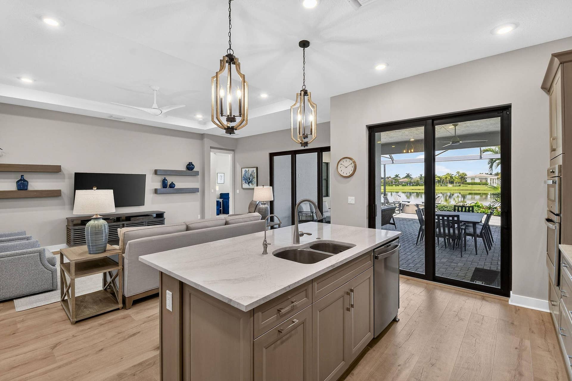 15811KeyBiscayneLn(16)