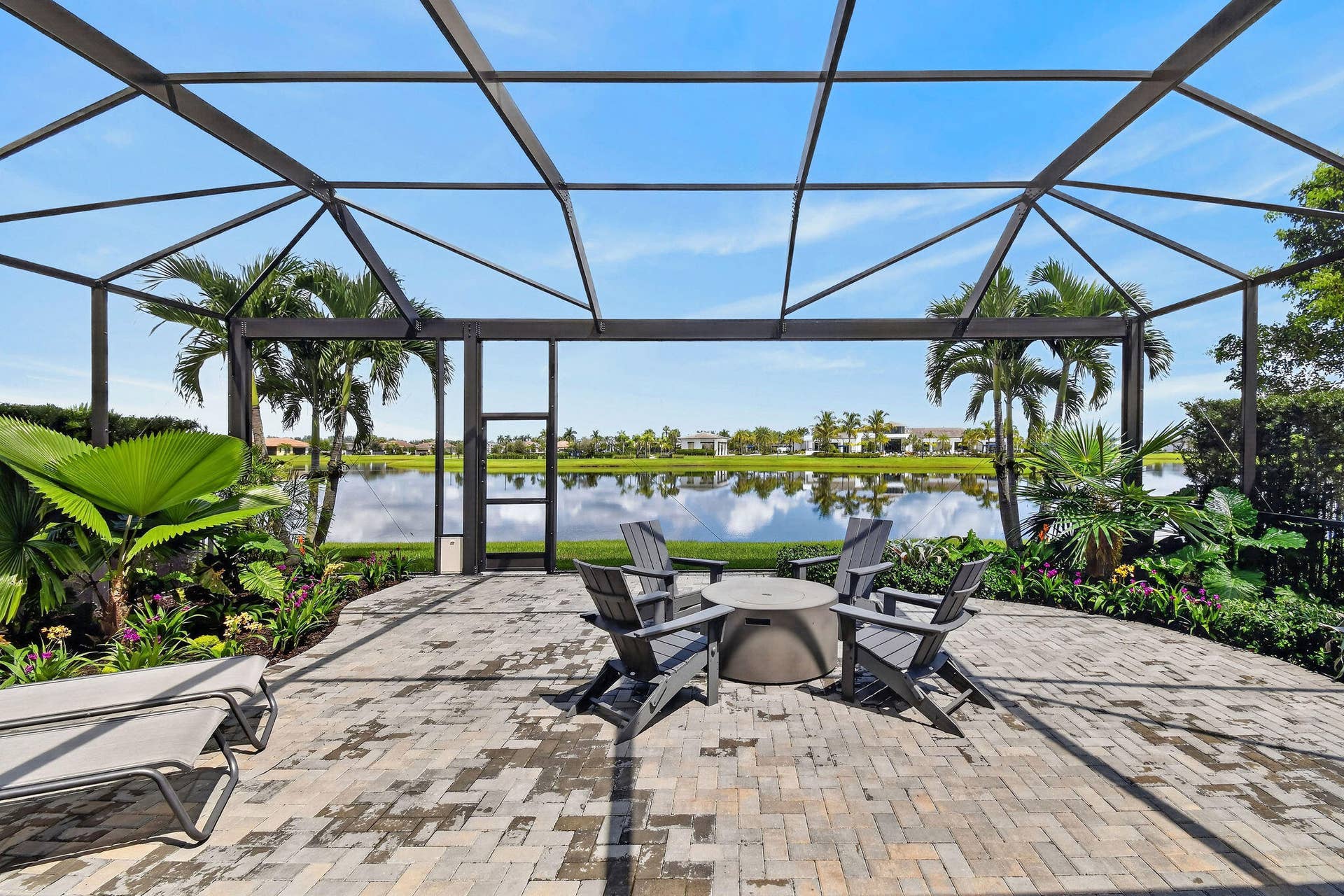 15811KeyBiscayneLn(43)